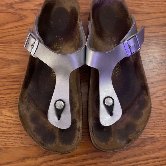 Birkenstock Gizeh Silver Sandals size 41 - Picture 2 of 6